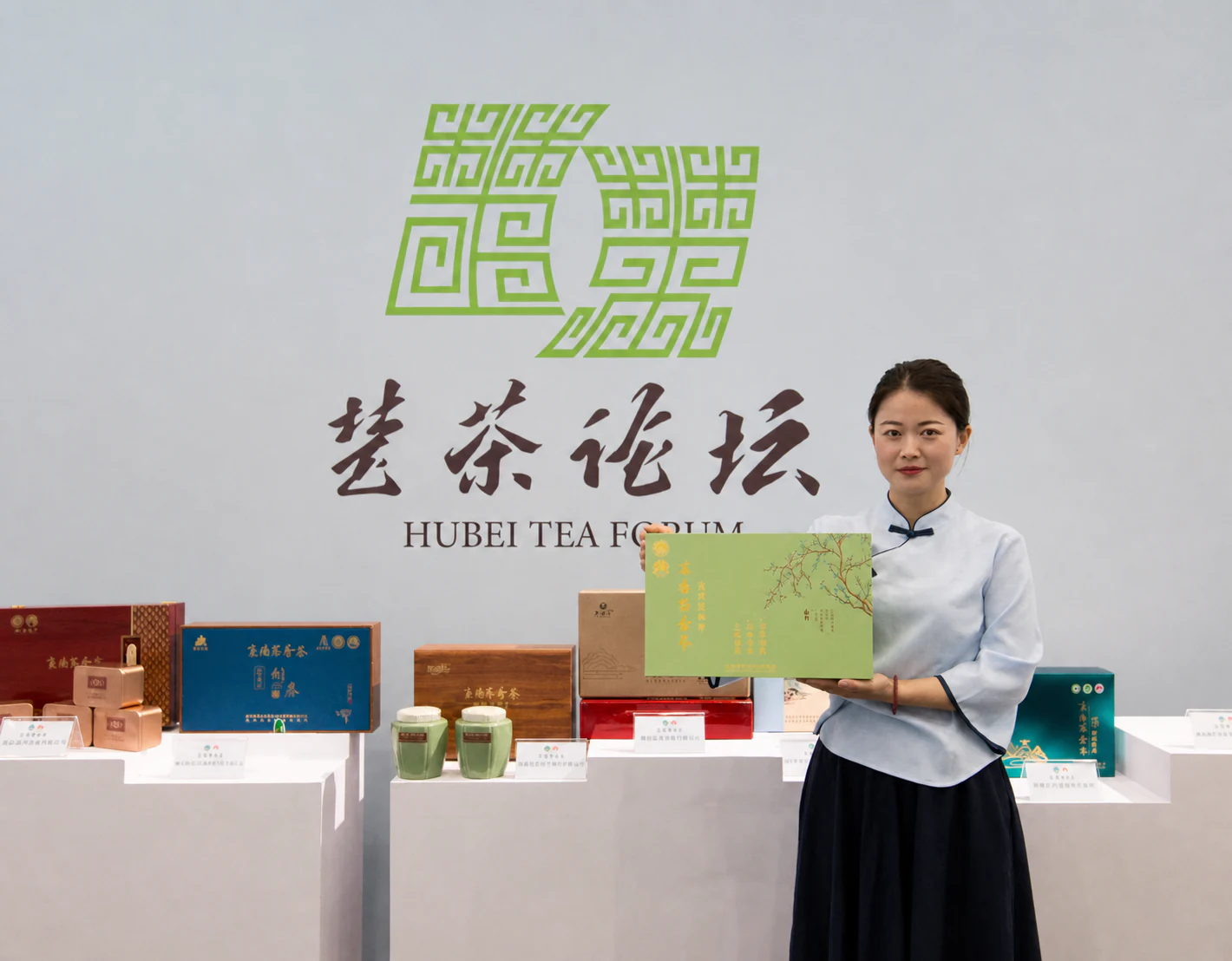 回龙观茶席与品茶交流实景